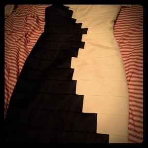 A size 2 black and white dress